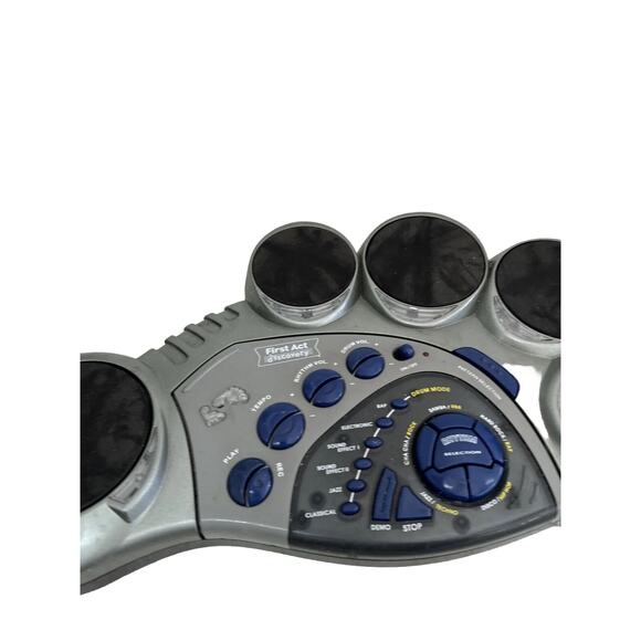 First Act Discovery 5 Pad Electric Drums MP3 In Battery Operated 2009 - Picture 3 of 7